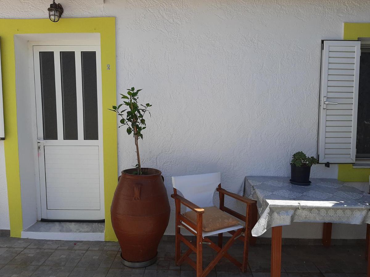 Apartamento Lemon Garden 2 Karidi Exterior foto