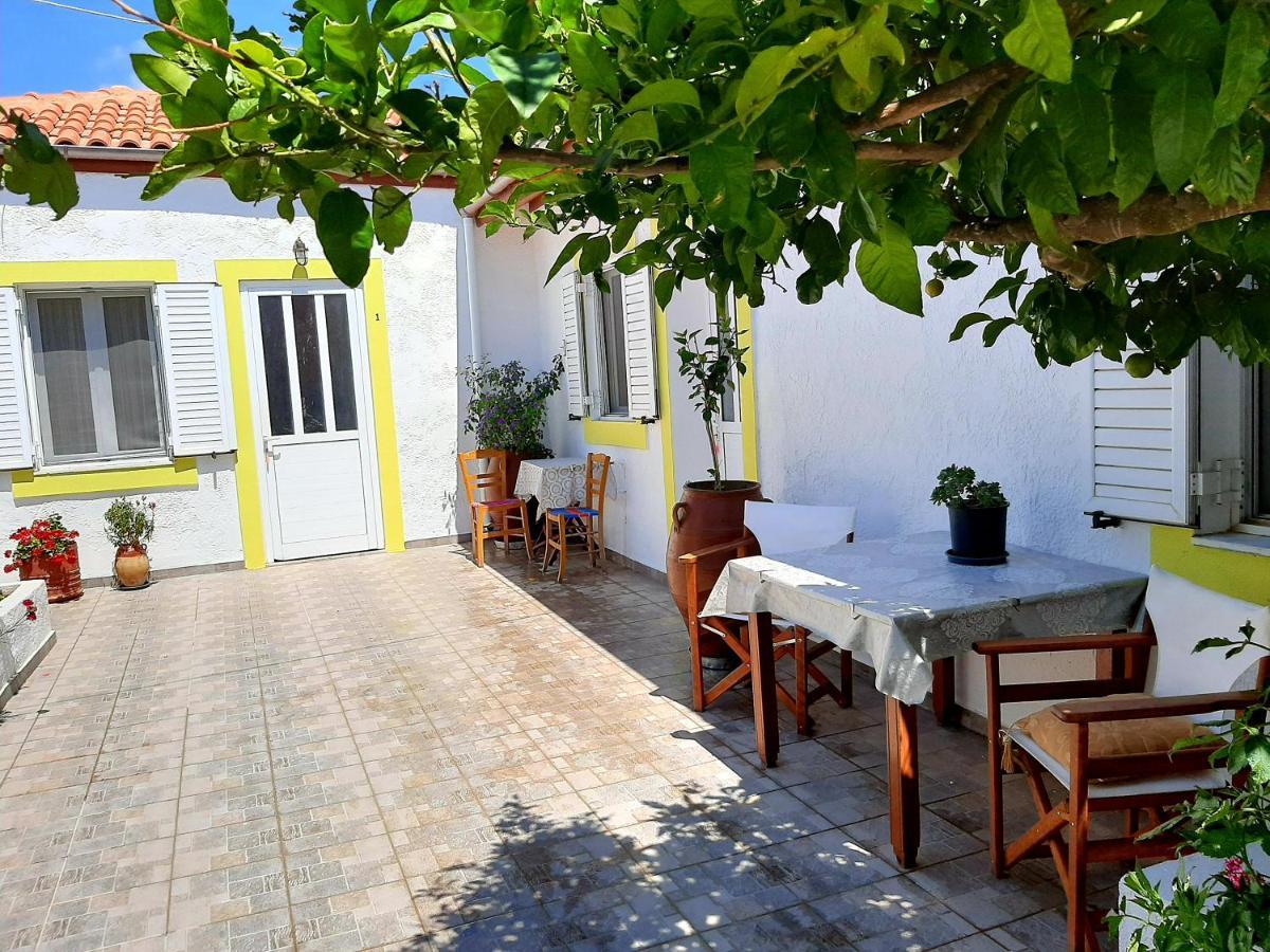 Apartamento Lemon Garden 2 Karidi Exterior foto
